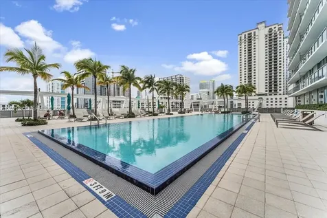 79 SW 12th Street Miami FL 33130