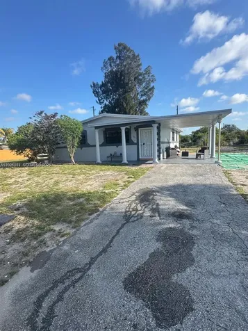2801 NW 183rd Street Miami Gardens FL 33056