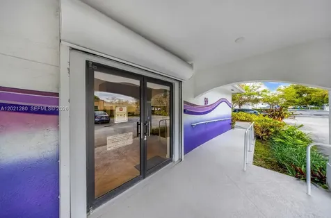 99 W 49th Street Hialeah FL 33012