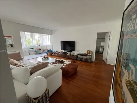 1840 S Treasure Drive North Bay Village FL 33141