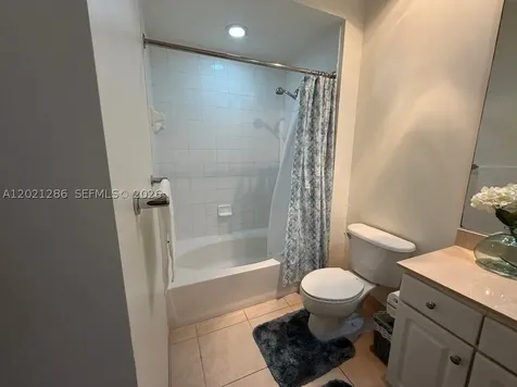 2000 N Bayshore Drive Miami FL 33137