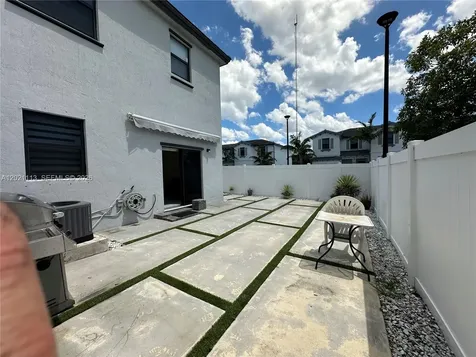 20352 NW 6th Avenue Miami Gardens FL 33169