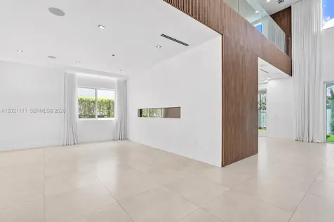 10267 NW 75th Terrace Doral FL 33178