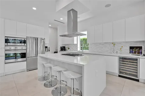 10267 NW 75th Terrace Doral FL 33178