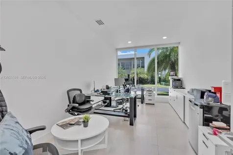10267 NW 75th Terrace Doral FL 33178