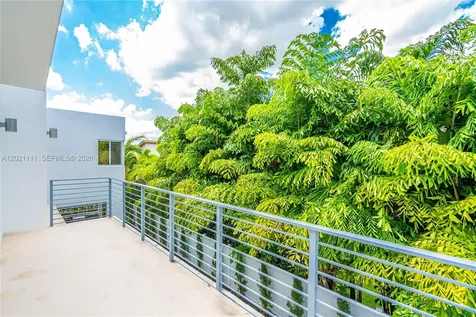 10267 NW 75th Terrace Doral FL 33178