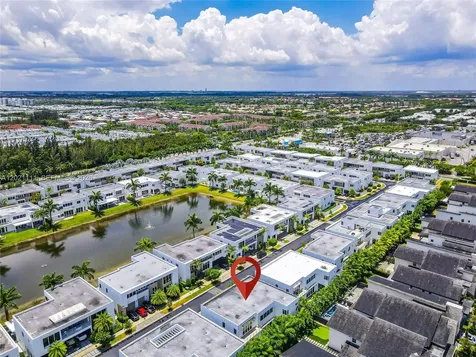 10267 NW 75th Terrace Doral FL 33178