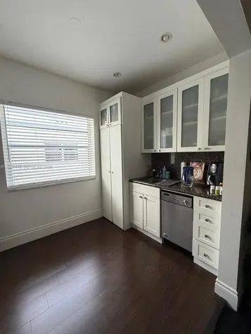 1551 Meridian Avenue Miami Beach FL 33139