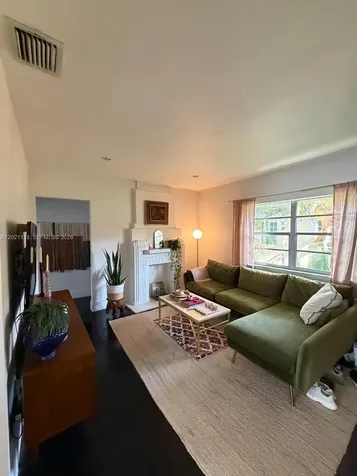 1551 Meridian Avenue Miami Beach FL 33139
