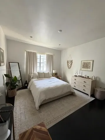 1551 Meridian Avenue Miami Beach FL 33139