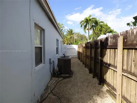 2148 NE 182nd Street North Miami Beach FL 33162