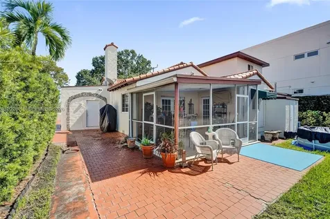 2024 Alton Road Miami Beach FL 33140