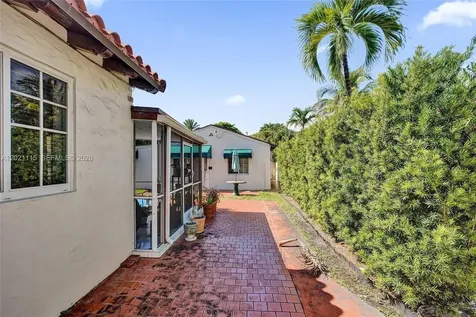 2024 Alton Road Miami Beach FL 33140