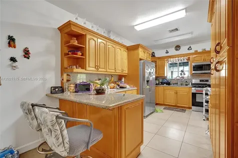 2024 Alton Road Miami Beach FL 33140