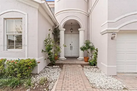 8968 NW 180th Terrace Hialeah FL 33018