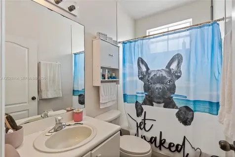 8968 NW 180th Terrace Hialeah FL 33018