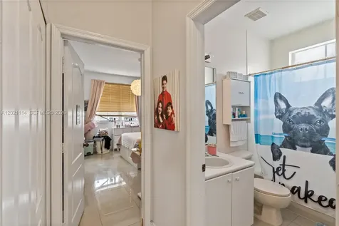 8968 NW 180th Terrace Hialeah FL 33018