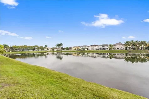 8968 NW 180th Terrace Hialeah FL 33018