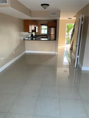 2313 W 60th Street Hialeah FL 33016