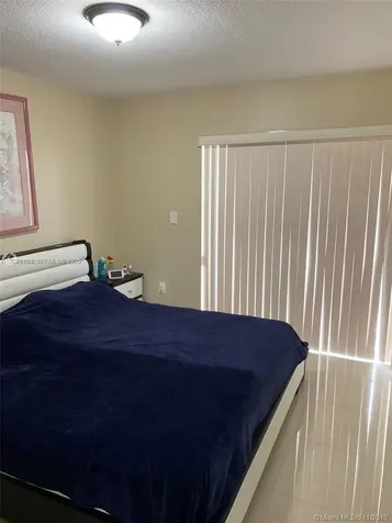 2313 W 60th Street Hialeah FL 33016