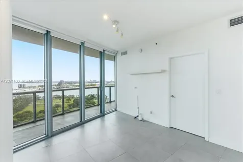 888 Biscayne Boulevard Miami FL 33132