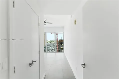 888 Biscayne Boulevard Miami FL 33132