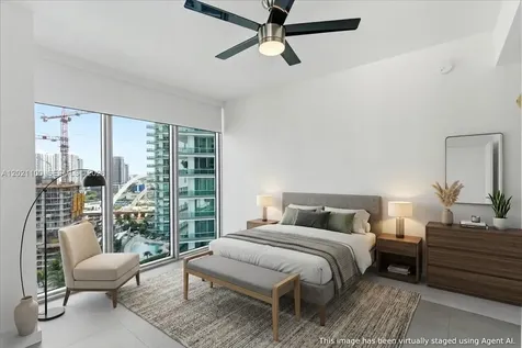 888 Biscayne Boulevard Miami FL 33132