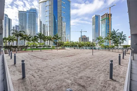 888 Biscayne Boulevard Miami FL 33132