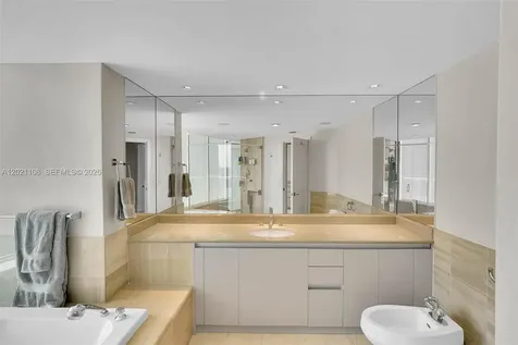 1643 Brickell Avenue Miami FL 33129