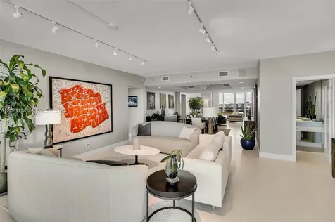 1643 Brickell Avenue Miami FL 33129