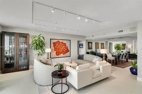 1643 Brickell Avenue Miami FL 33129