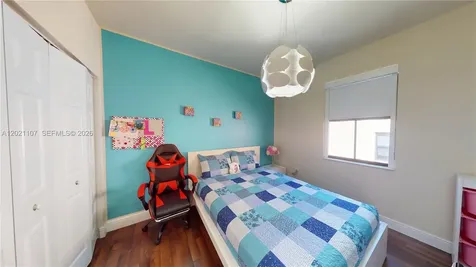 8610 NW 101st Place Doral FL 33178