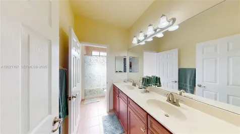 8610 NW 101st Place Doral FL 33178