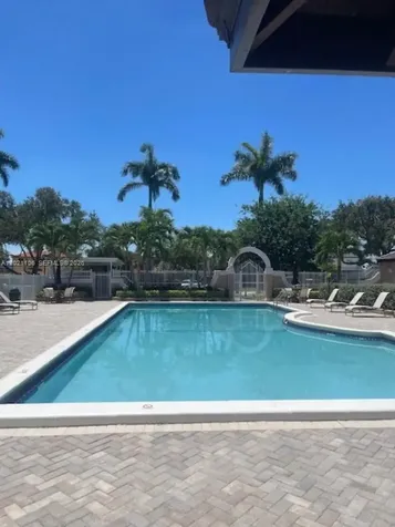 Hialeah FL 33015