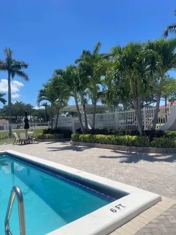 Hialeah FL 33015