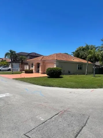 Hialeah FL 33015