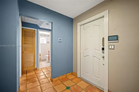 4512 SW 37th Avenue Dania Beach FL 33312