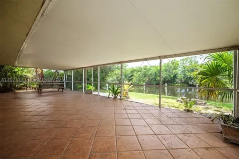 4512 SW 37th Avenue Dania Beach FL 33312