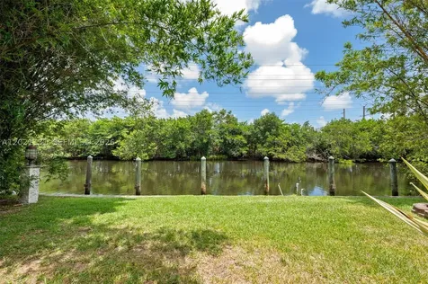 4512 SW 37th Avenue Dania Beach FL 33312