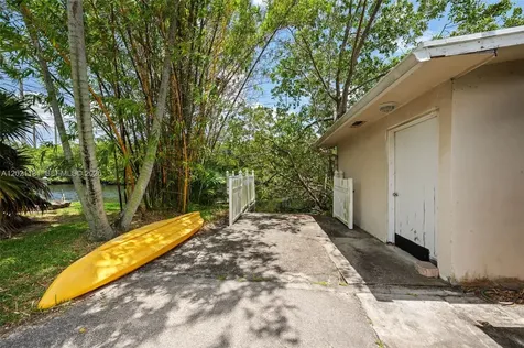 4512 SW 37th Avenue Dania Beach FL 33312