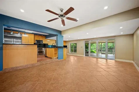 4512 SW 37th Avenue Dania Beach FL 33312