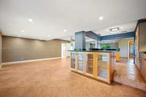4512 SW 37th Avenue Dania Beach FL 33312