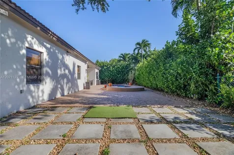 12442 SW 119th Court Miami FL 33186
