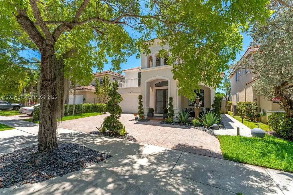 9024 SW 206th Street Cutler Bay FL 33189