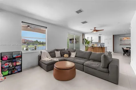 9024 SW 206th Street Cutler Bay FL 33189
