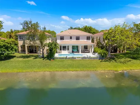 9024 SW 206th Street Cutler Bay FL 33189
