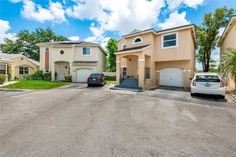 850 NW 98th Avenue Plantation FL 33324