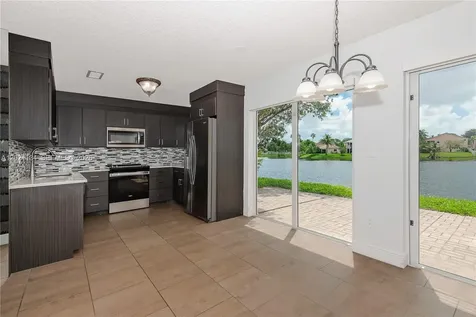 850 NW 98th Avenue Plantation FL 33324