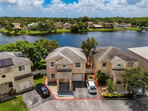 850 NW 98th Avenue Plantation FL 33324