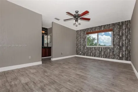 850 NW 98th Avenue Plantation FL 33324